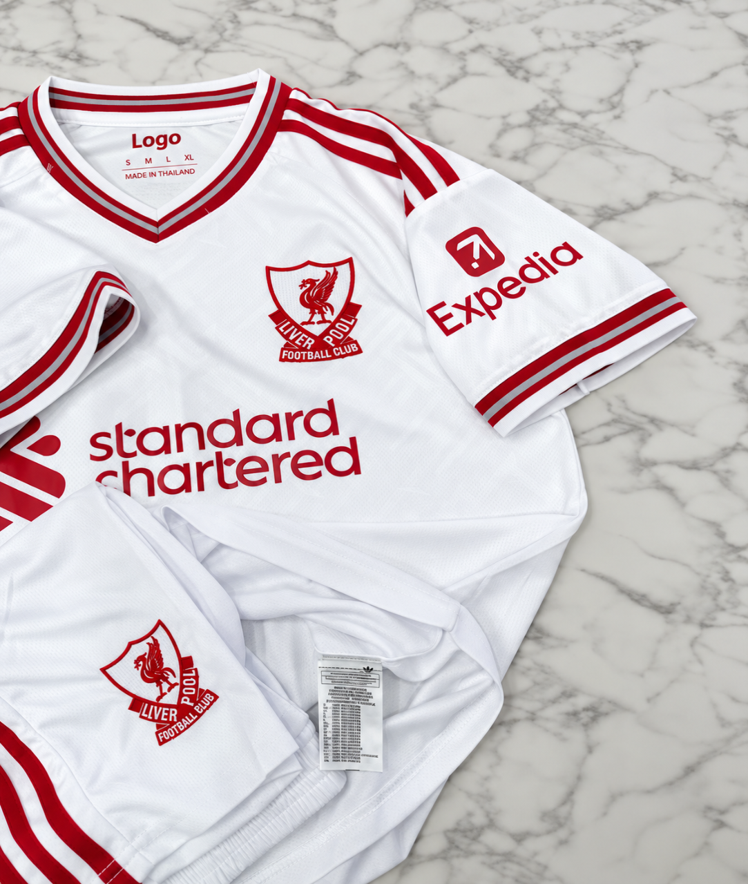 Liverpool Away 26/27 Football Jersey Set (Jersey + Shorts)
