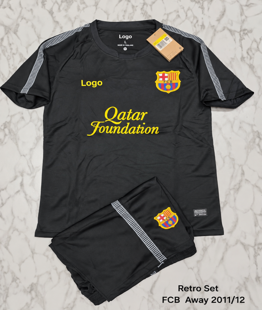 FC Barcelona Away 2011/12 Retro Football Jersey Set (Jersey + Shorts)
