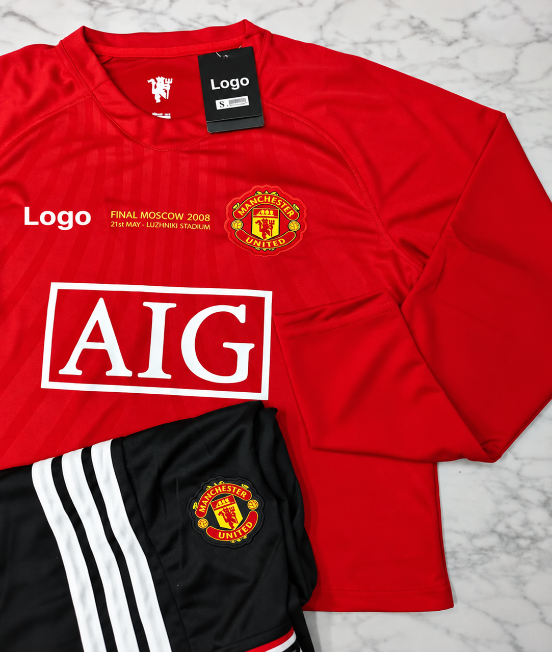 Manchester United Home AIG 2008/09 Retro Full Sleeves Football Jersey Set (Jersey + Shorts)