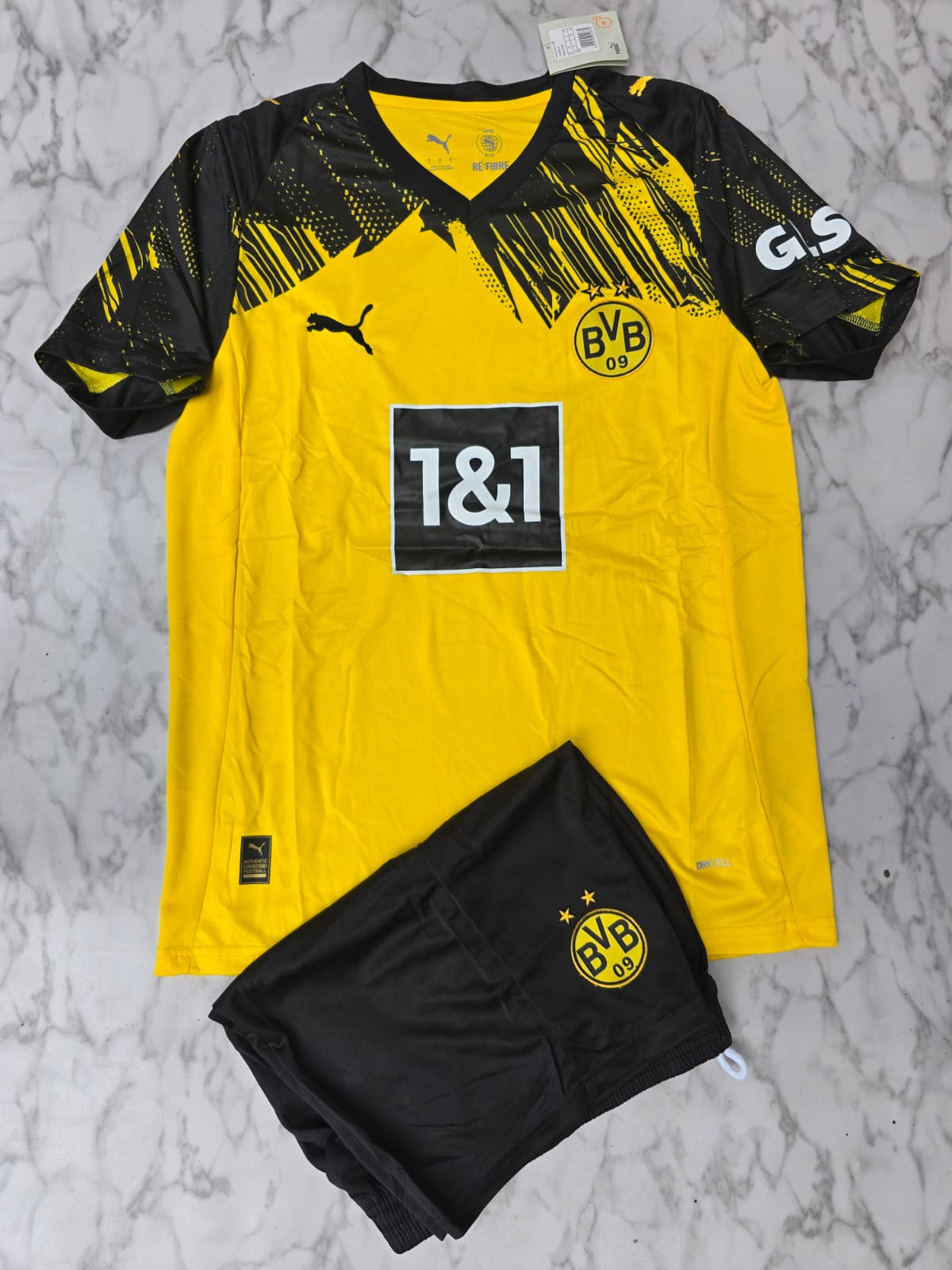 Borussia Dortmund Home 25/26 Football Jersey Set (Jersey + Shorts)