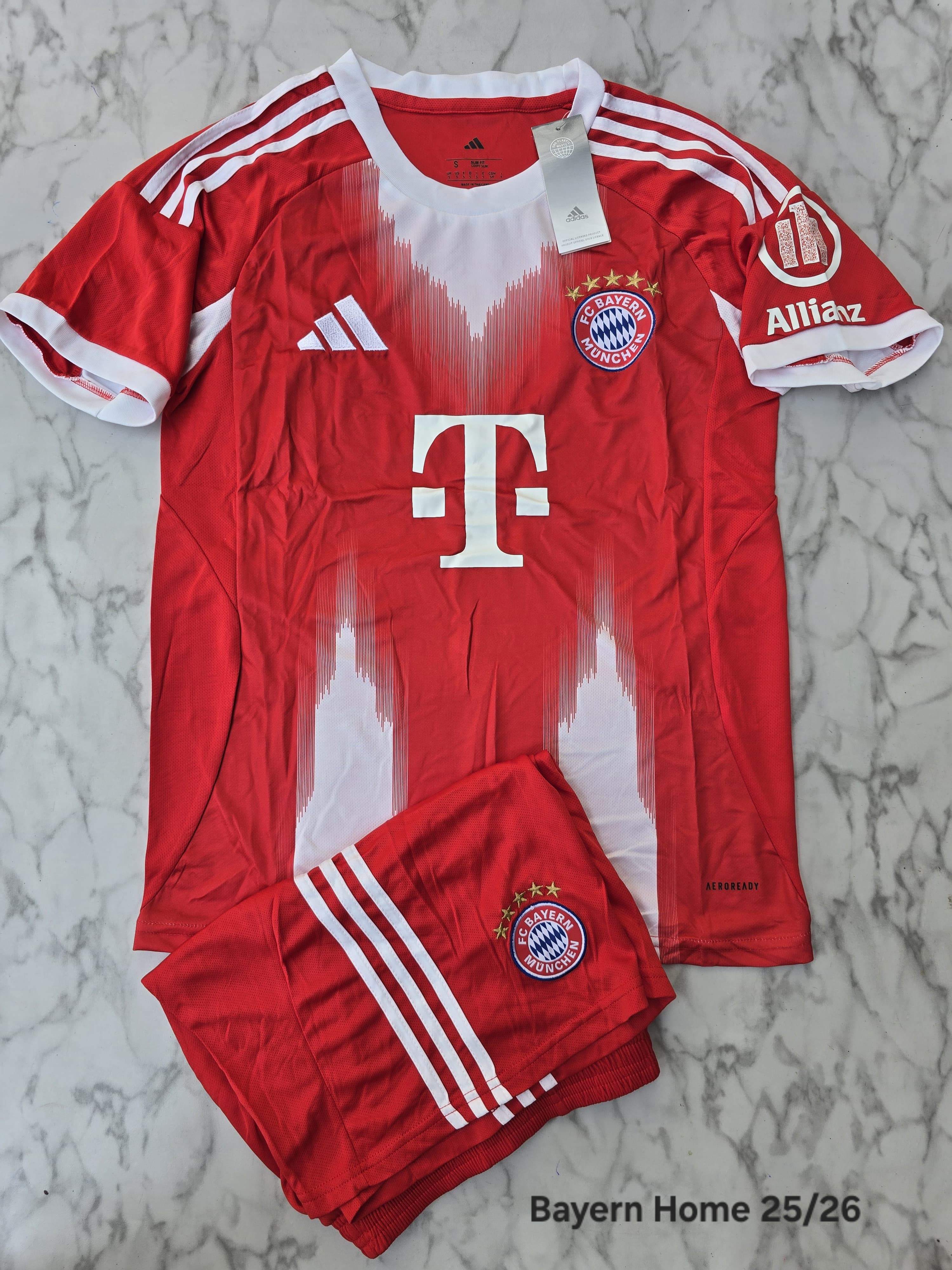 Bayern Munich Home 25/26 Football Jersey Set (Jersey + Shorts)