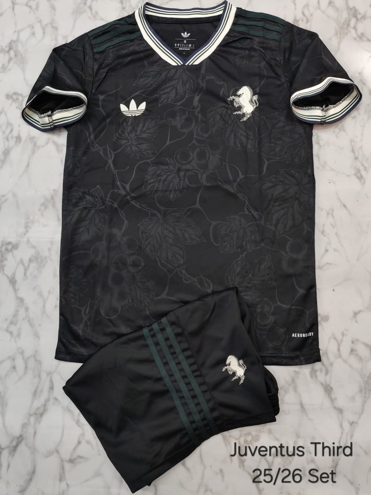 Juventus Third 25/26 Football Jersey Set (Jersey + Shorts)
