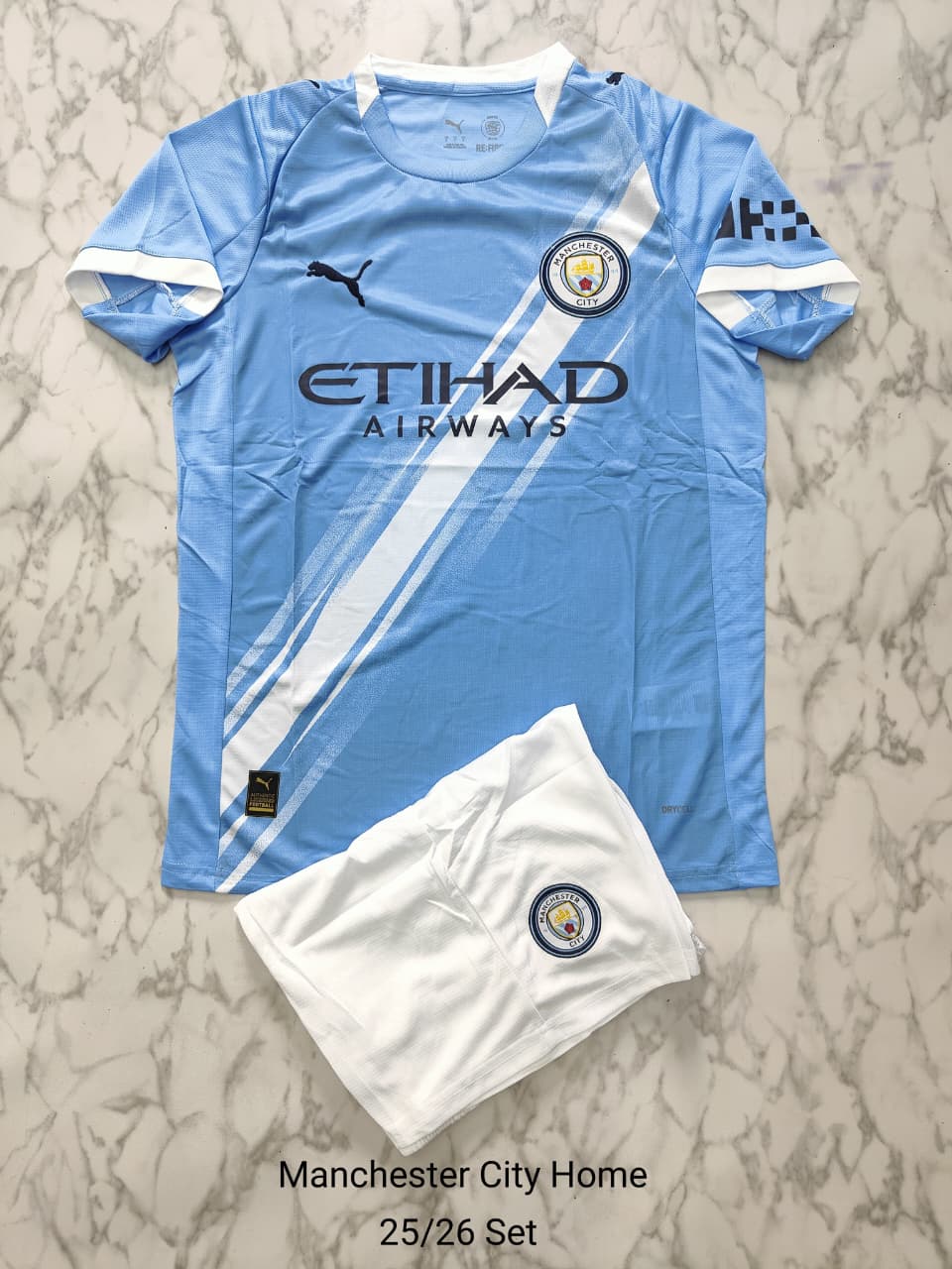 Manchester City Home 25/26 Football Jersey Set (Jersey + Shorts)