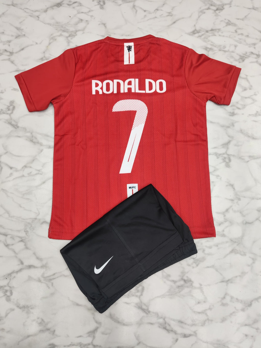 Manchester United Home Retro 08/09 Kids India Football Jersey Set (Jersey + Shorts)