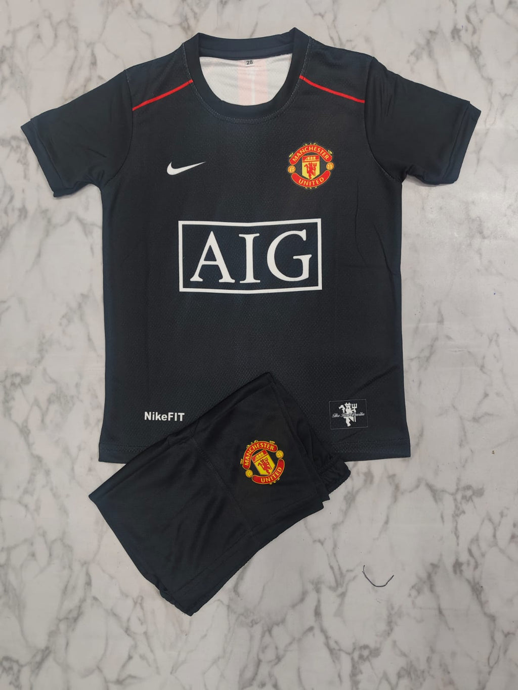 Manchester United Away Retro 08/09 Kids India Football Jersey Set (Jersey + Shorts)