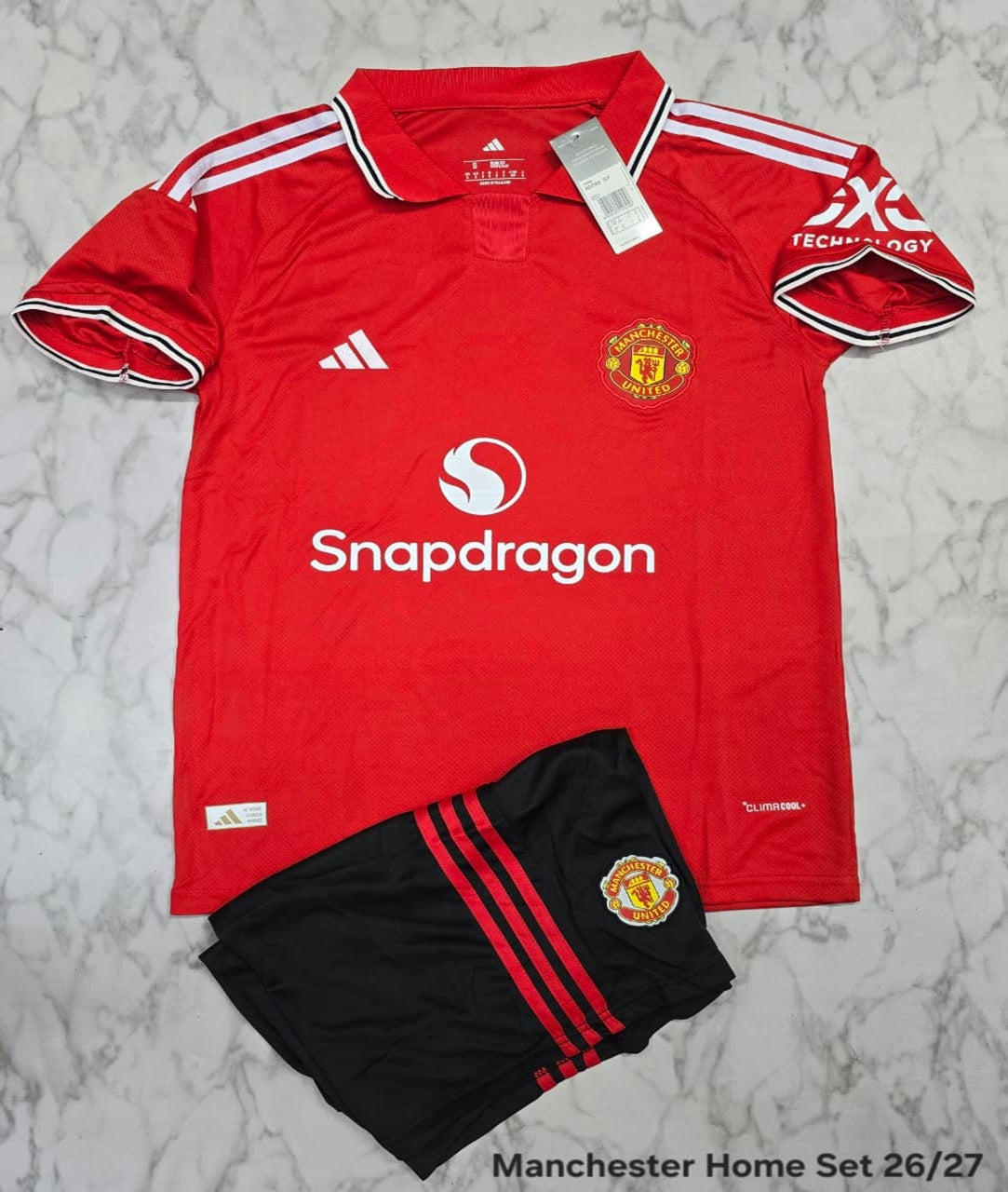 Manchester United Home 26/27 Football Jersey Set (Jersey + Shorts)