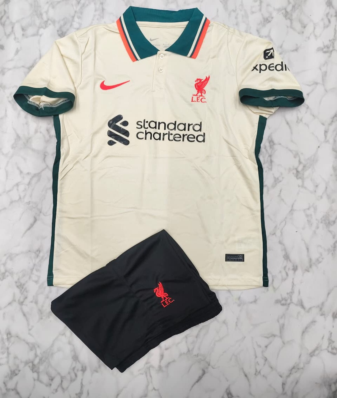 Liverpool Away 21/22 Football Jersey Set (Jersey + Shorts)