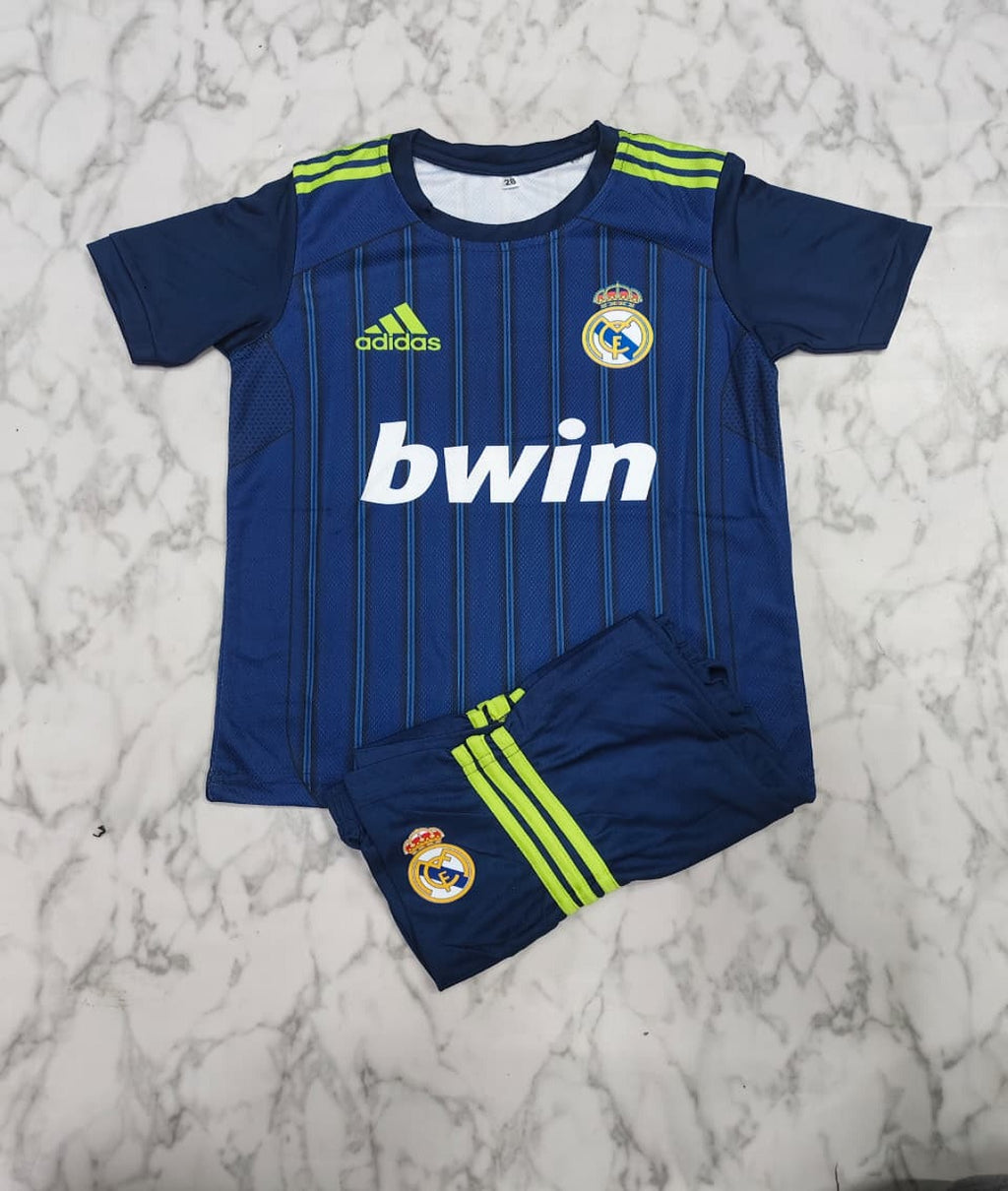 Real Madrid Away Retro 12/13 Kids India Football Jersey Set (Jersey + Shorts)