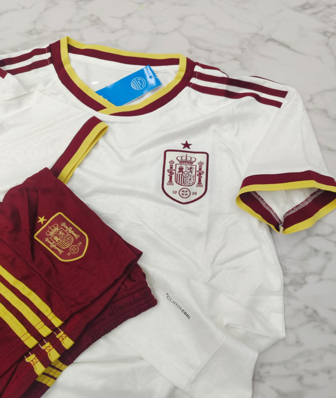 Spain Away 2026 Football Jersey Set (Jersey + Shorts)