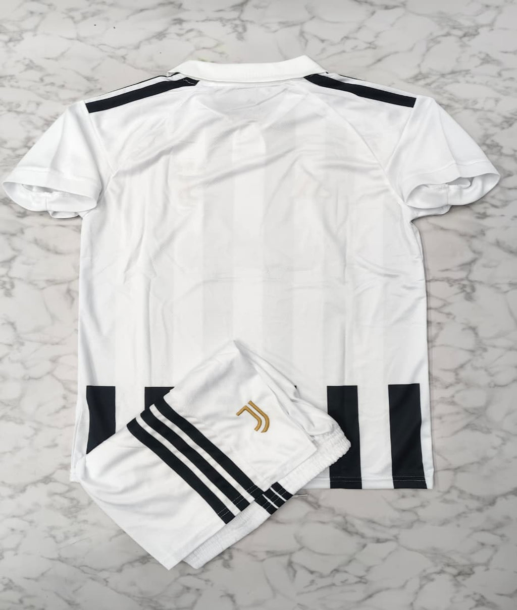 Juventus Home 26/27 Football Jersey Set (Jersey + Shorts)