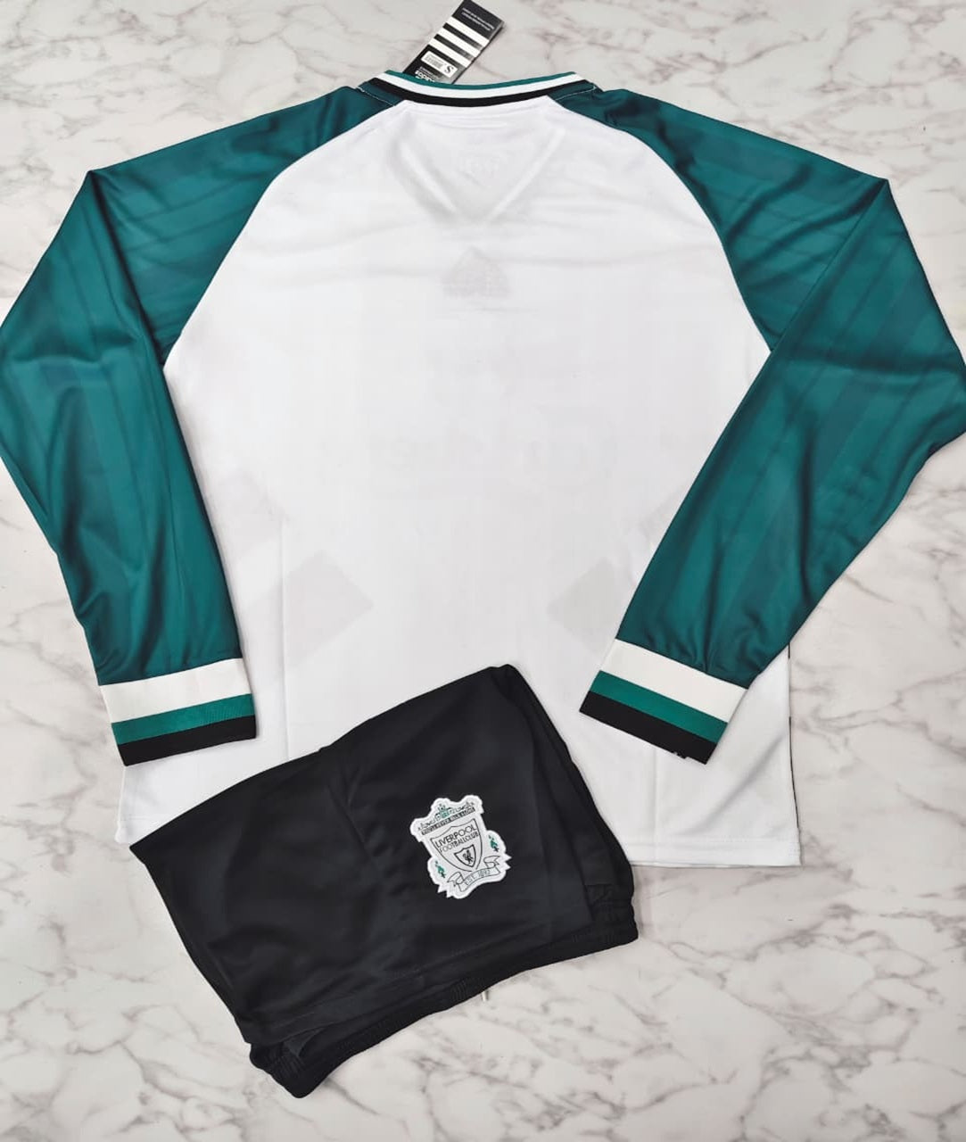 Liverpool Away 1993/95 Retro Full Sleeves Football Jersey Set (Jersey + Shorts)